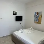شقة Skenderi