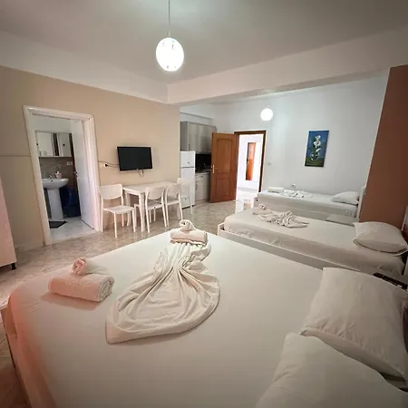 Apartment Skenderi *