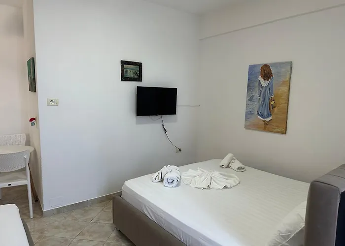 شقة Skenderi